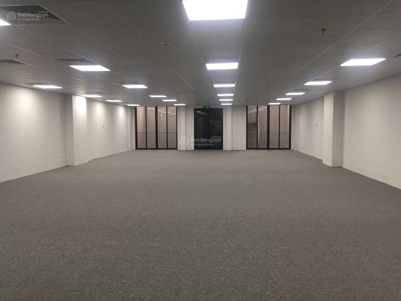 Văn phòng cho thuê 42m² - 220m² tại 91 Nguyễn Chí Thanh, Đống Đa - Cơ hội hiếm có!