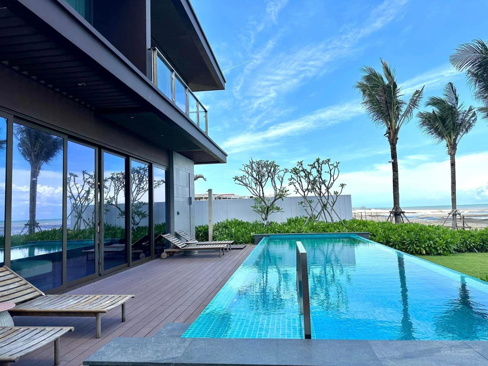 Villa 3PN 760m² mặt biển Hyatt Regency Hồ Tràm - Cơ hội hiếm có!