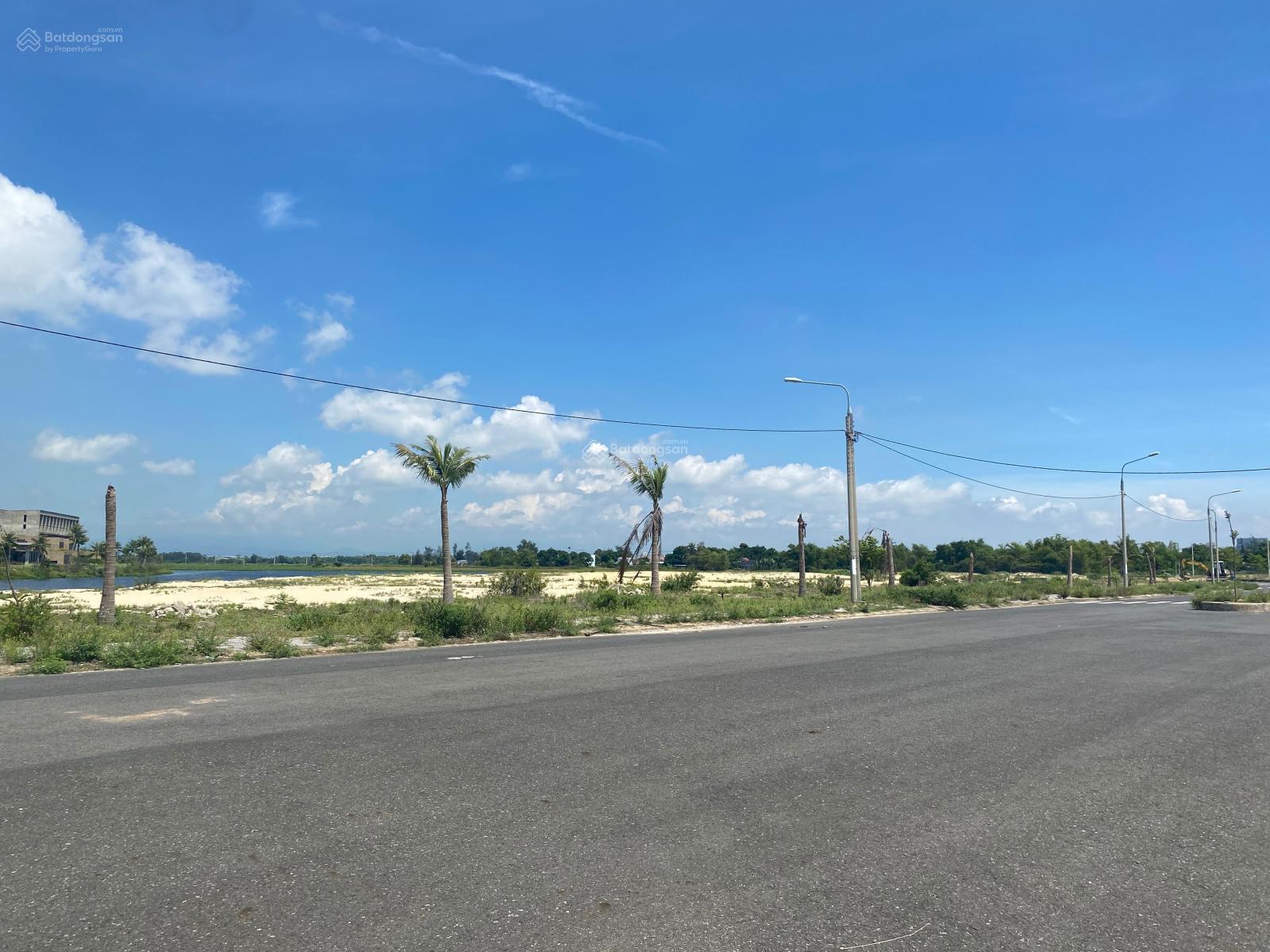 Cần bán gấp cặp đất liền kề 322.5m² view sông Cổ Cò - Giá chỉ 23 triệu/m²