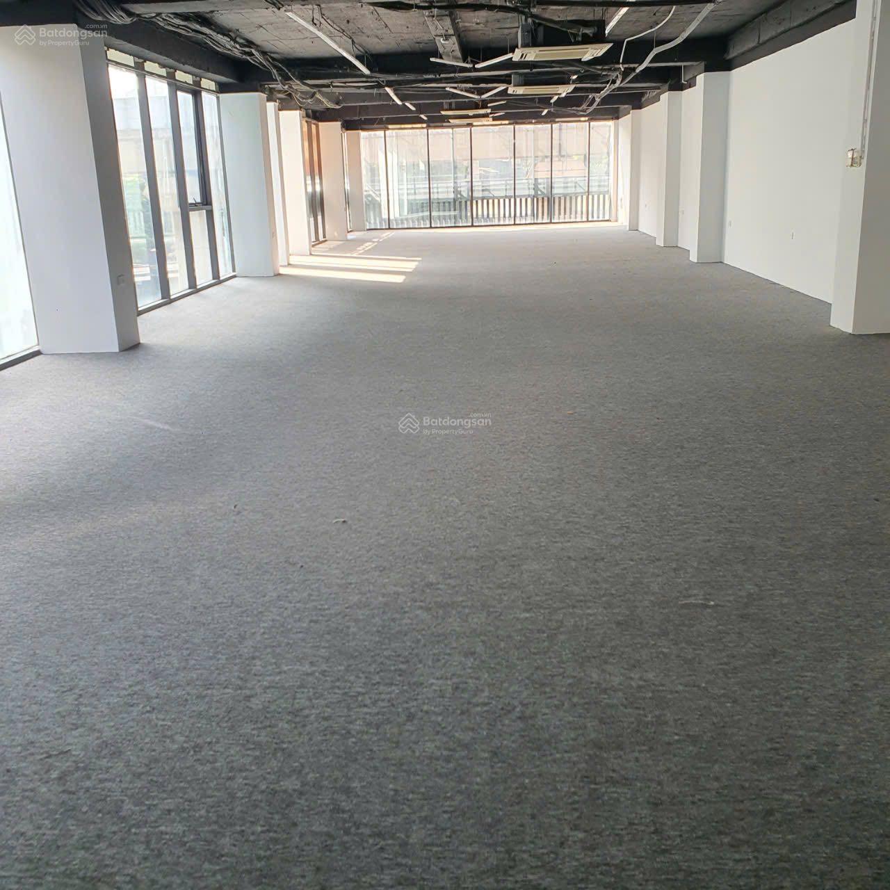 Văn phòng cho thuê 130m² tại Housinco Premium - Cơ hội hiếm có!