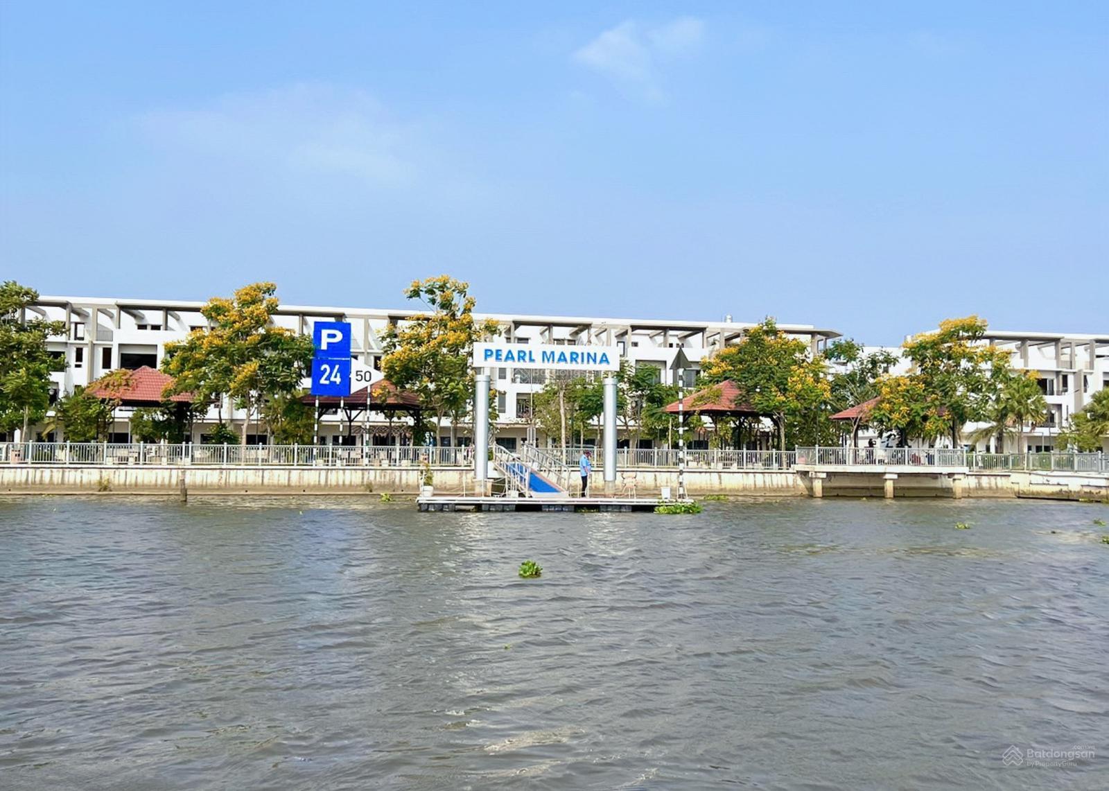 Căn góc nhà phố 100m² giá 4,5 tỷ - Sẵn sàng vào ở ngay!