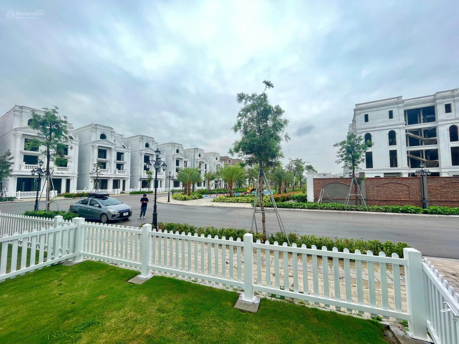 Bán Townhouse 438m² Him Lam Vĩnh Tuy giá 258 tỷ - Cơ hội vàng sở hữu