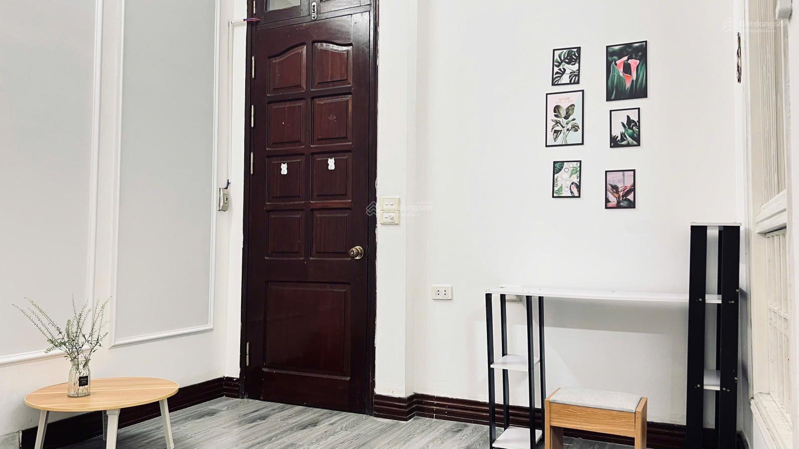 Chung cư mini 30m² giá 3.5 triệu tại Hoàng Cầu, Đống Đa - Cơ hội hiếm có!