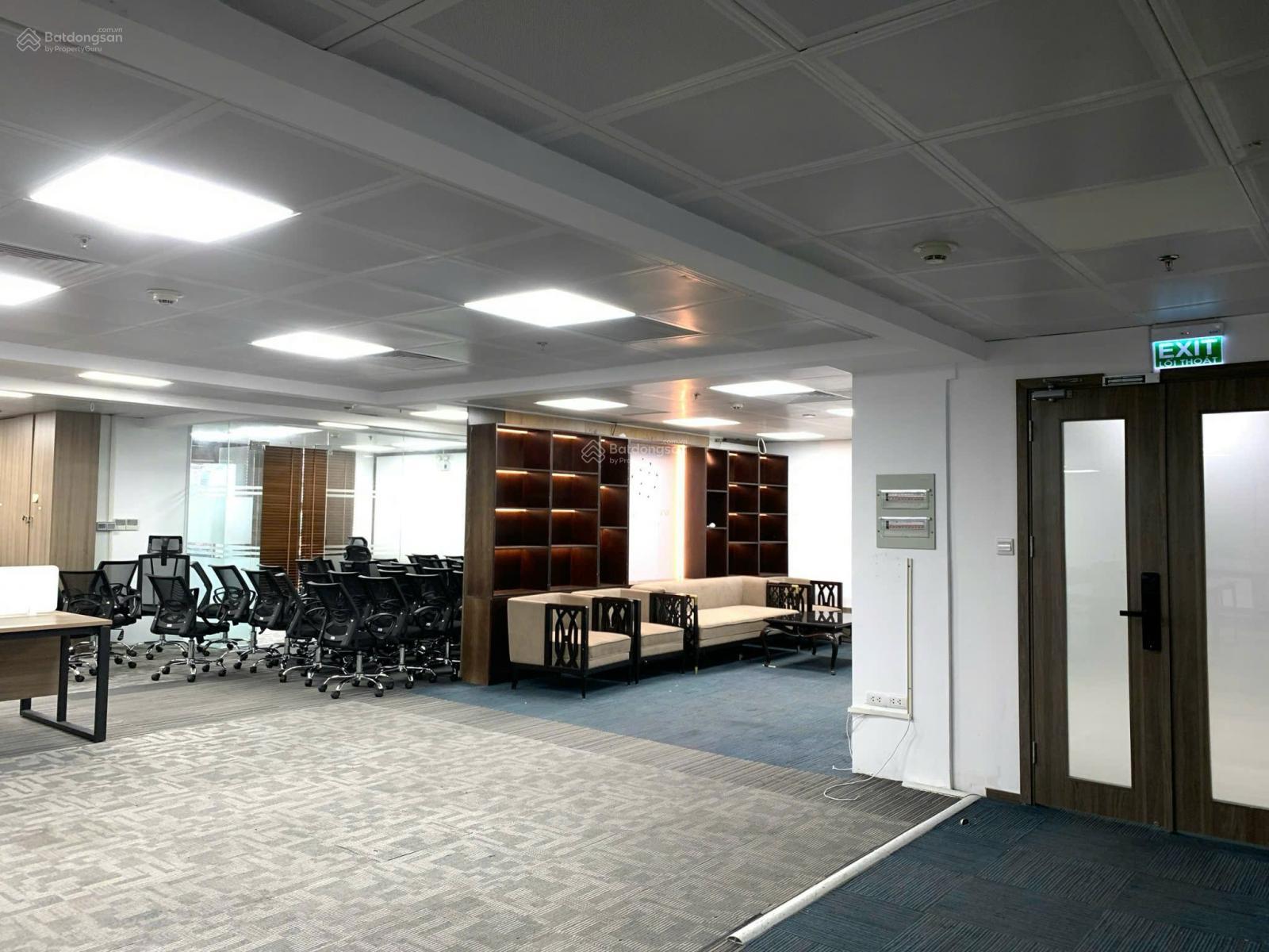 Cho thuê văn phòng The Light 500m² giá 75 triệu - Vị trí đắc địa tại Tố Hữu