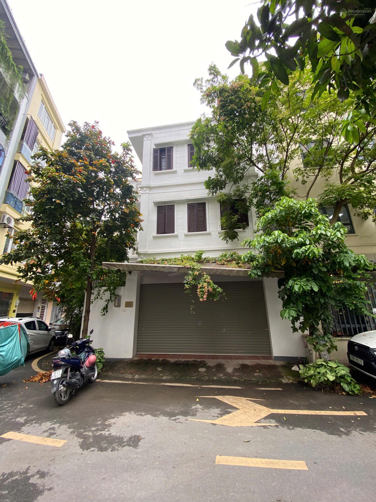 Cho thuê biệt thự lô góc 150m² giá 32 triệu - Đường Thanh Bình, Hà Đông