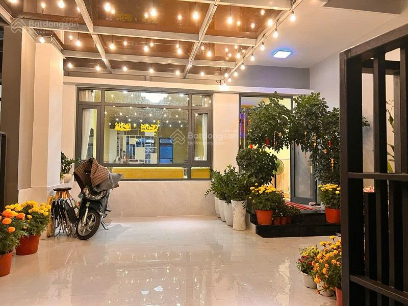 Nhà nguyên căn Phố Đông Village 120m² giá 18 triệu - Cơ hội hiếm có!