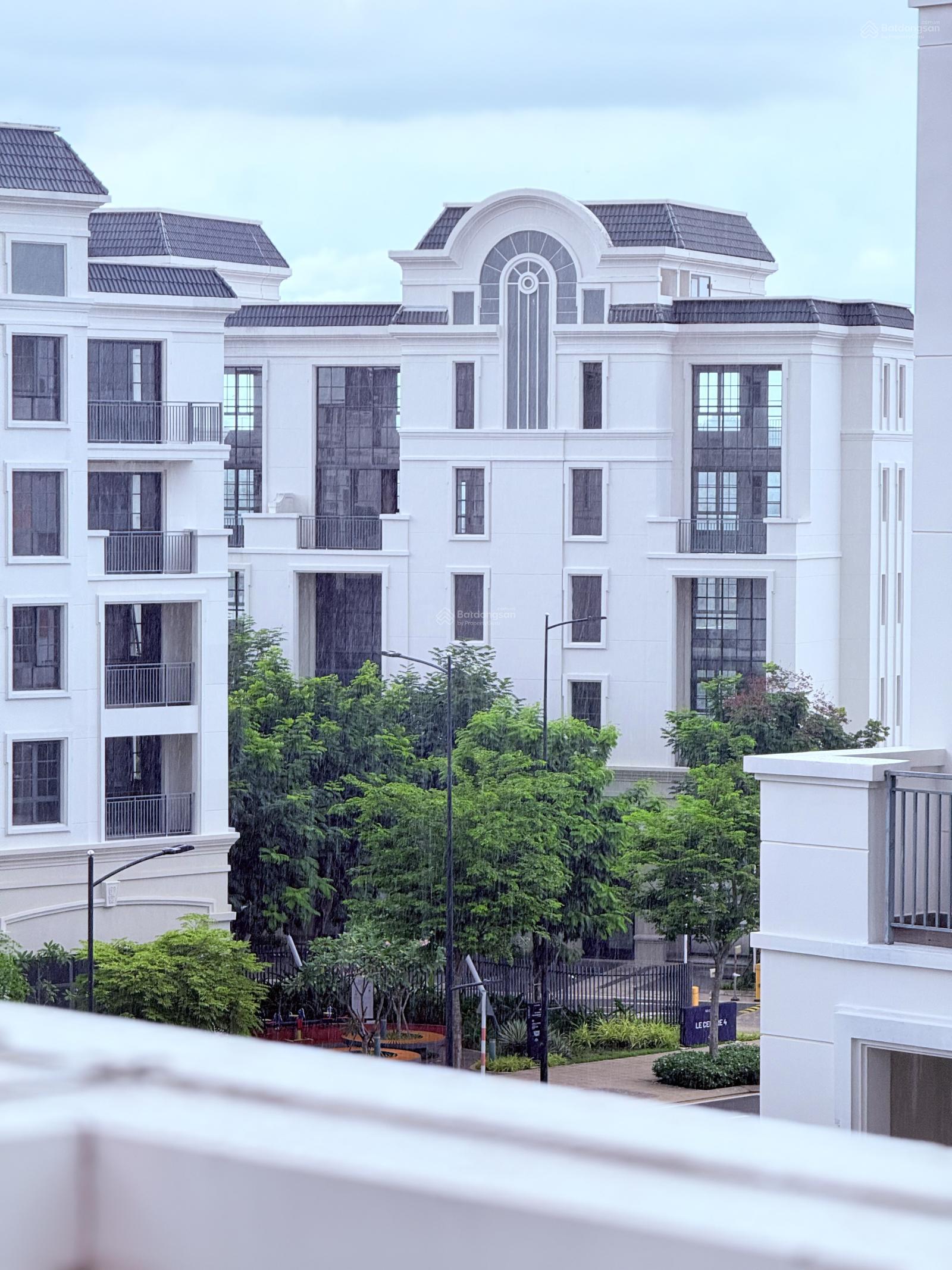 Cho thuê nhà phố, villa sân vườn Swanbay 117m² giá 13 triệu - Cơ hội hiếm có!