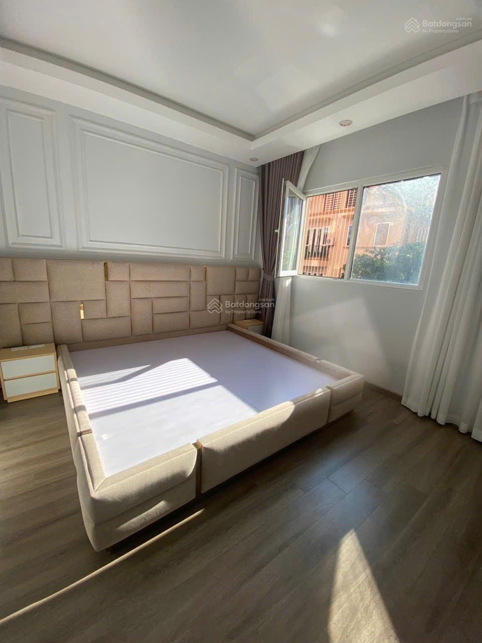 Căn hộ CT2B Nghĩa Đô 70m² giá 6.15 tỷ - Sổ đỏ chính chủ, cơ hội hiếm!