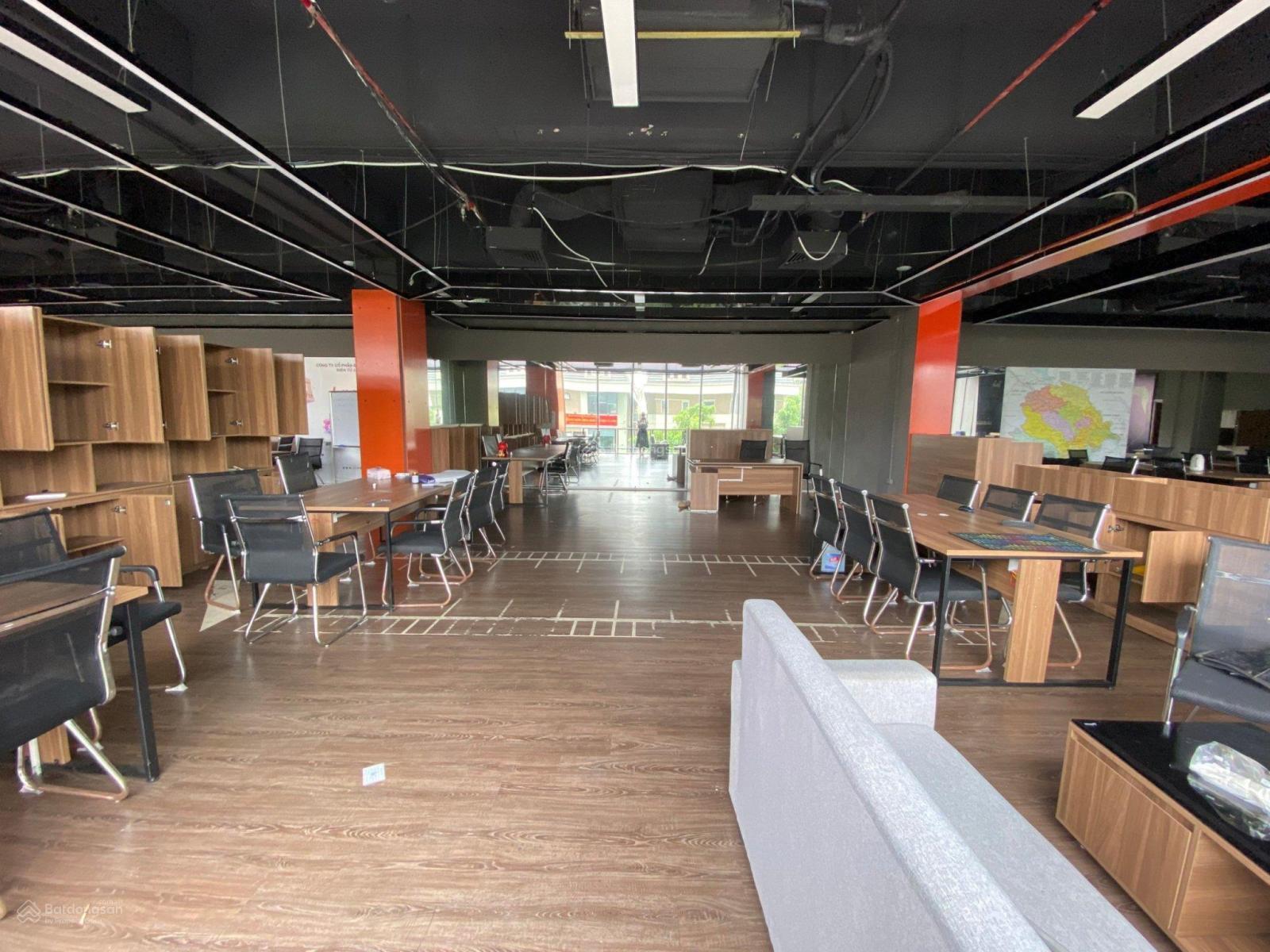 Cho thuê văn phòng 623m² tầng 2 Goldsilk Complex, Hà Đông - Không gian lý tưởng!