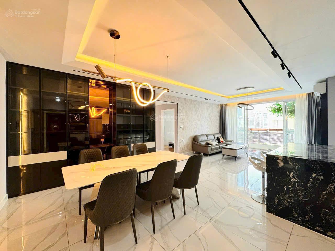 Căn hộ Mỹ Khánh 4 118m² giá 20 triệu - Cơ hội hiếm có tại Phú Mỹ Hưng!