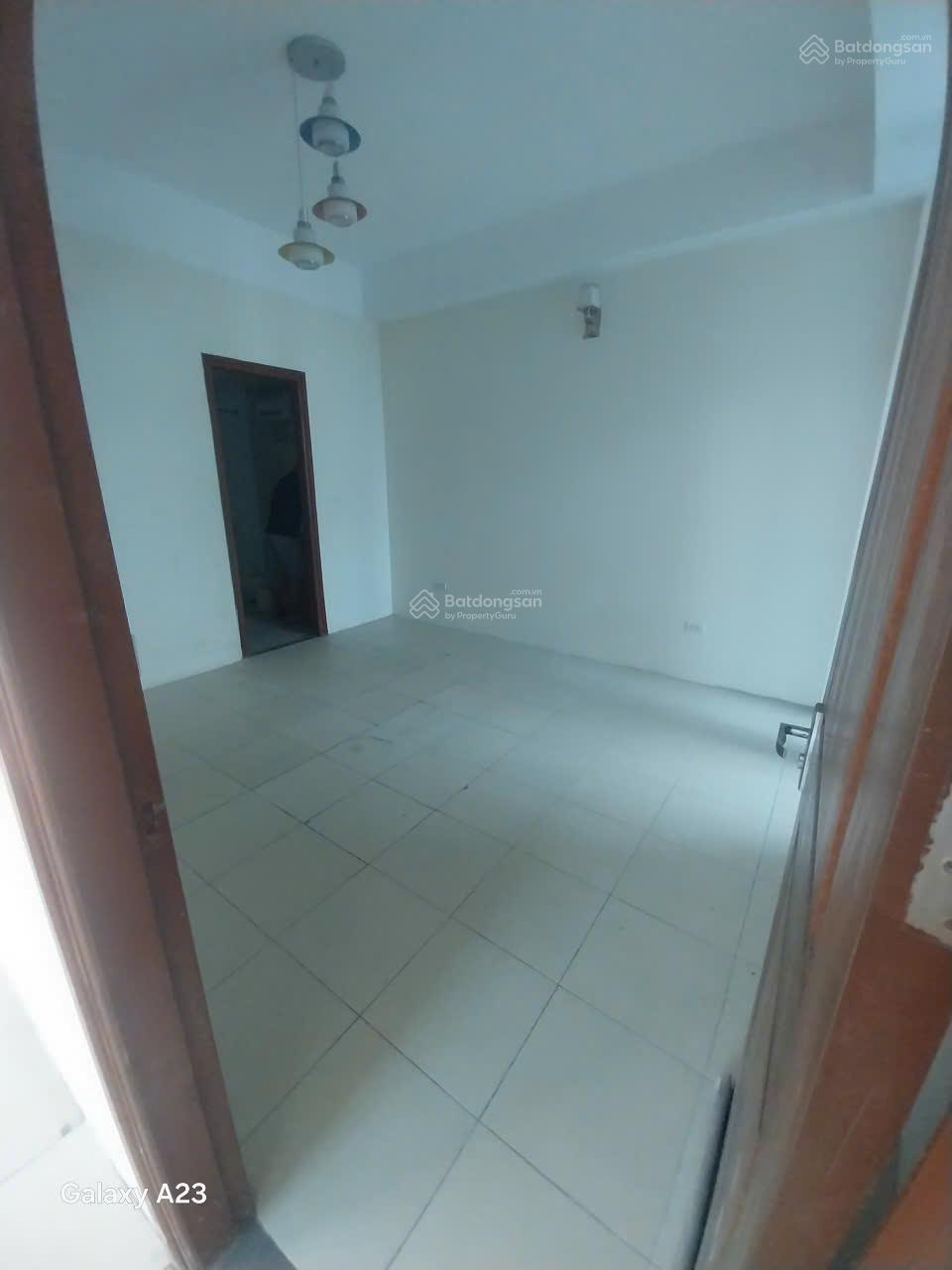 Căn hộ CT36 Hoàng Cầu 65m² giá 11 triệu - Nhận nhà ngay!