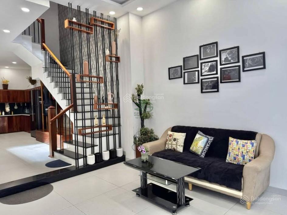 Nhà cho thuê 4 phòng ngủ 240m² khu VCN Phước Long giá 18 triệu - Cơ hội hiếm có!