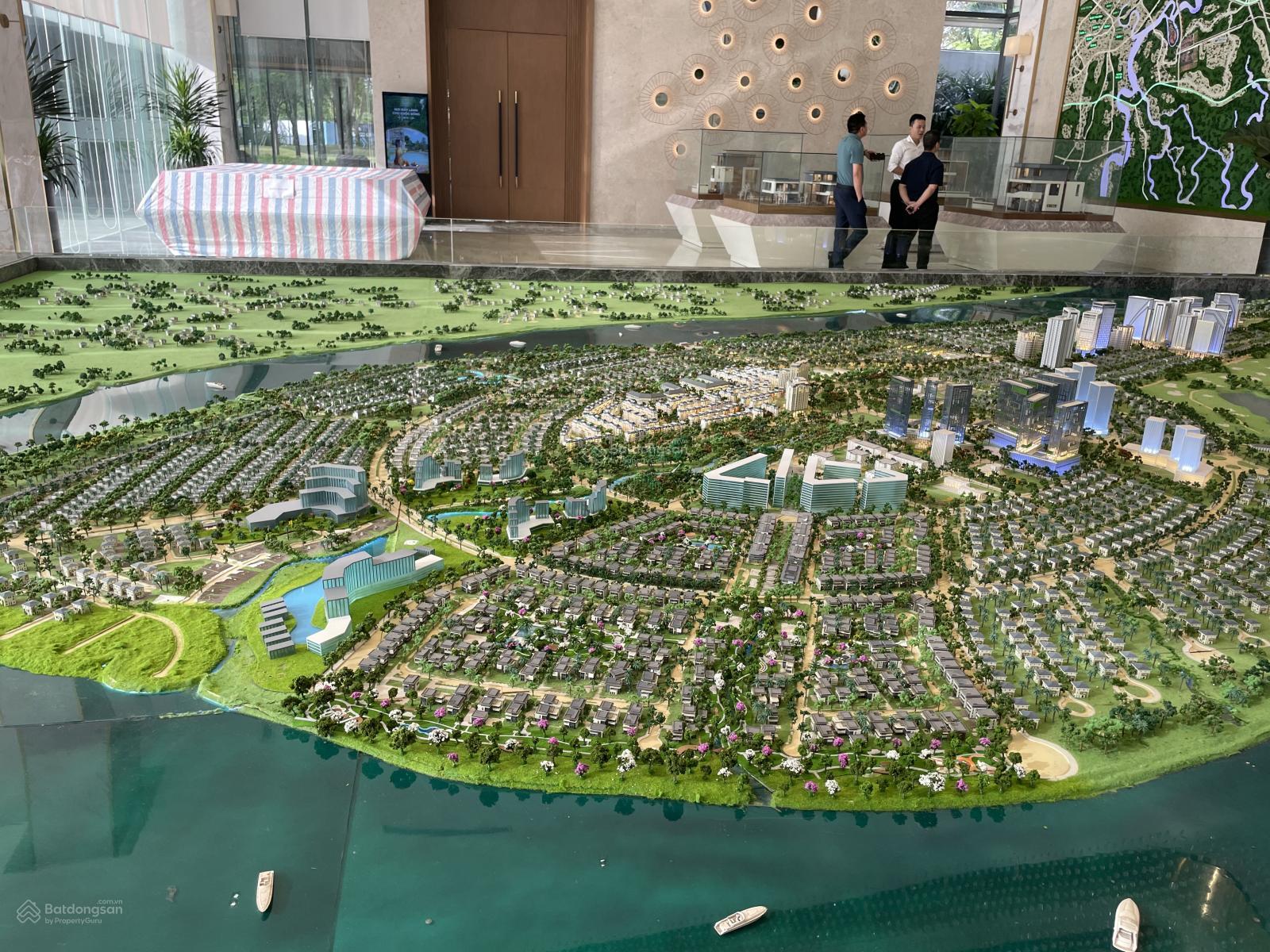 Bán lô góc đất nền biệt thự 481m² giá 76 triệu/m² - Cơ hội đầu tư hiếm có!