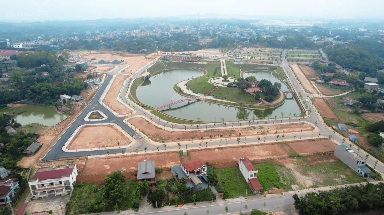 Biệt thự Cẩm Khê 255m² giá 6 tỷ - Cơ hội đầu tư hấp dẫn!