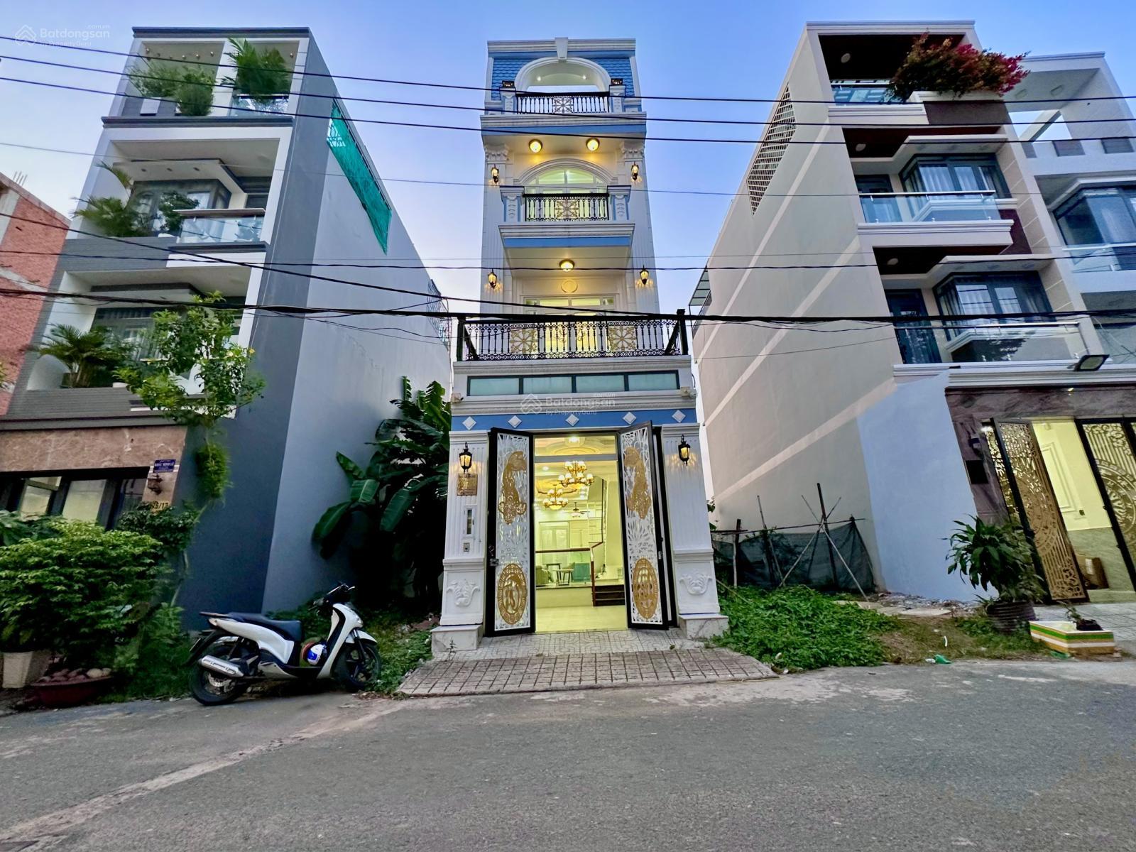 Nhà phố 4 tầng 65m² giá 7.65 tỷ - Cơ hội hiếm tại Nhà Bè