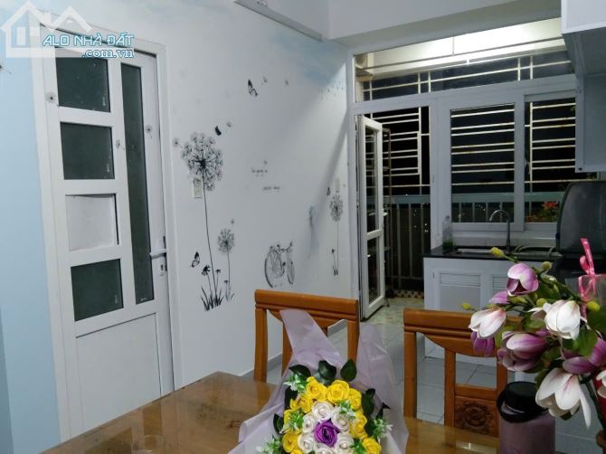 Căn hộ 68m² Chung cư Nguyễn Hữu Cảnh giá 6 triệu - Cơ hội an cư lý tưởng!