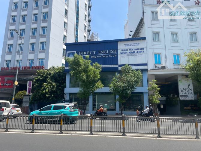 Cho Thuê Nhà Mặt Tiền 600m² Giá 150 Triệu - Cơ Hội Vàng Tại Quận Phú Nhuận