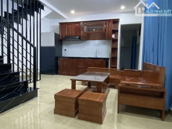 Nhà 2 Mặt Kiệt 100m² Đường Lê Hồng Phong, Đà Nẵng - Cơ hội hiếm có!