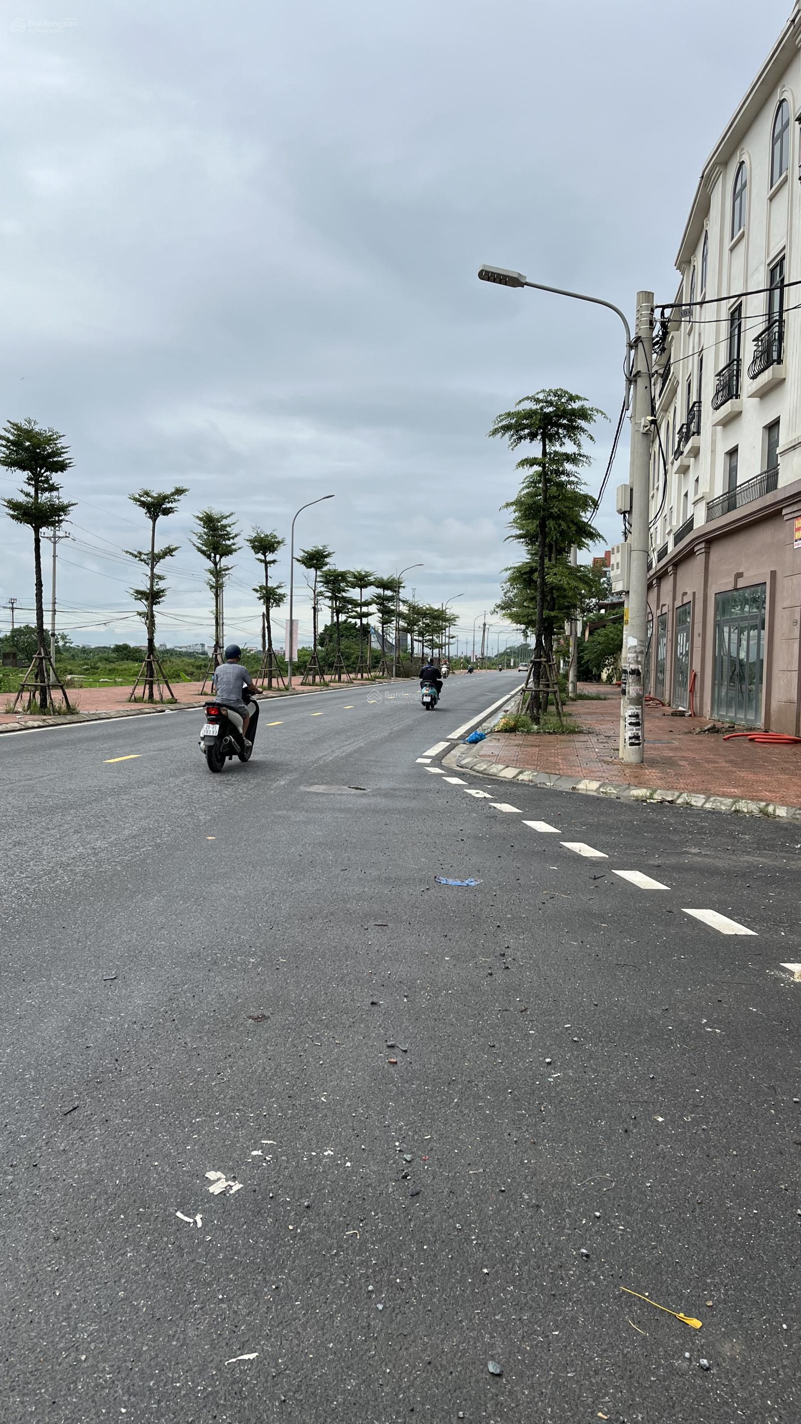 Liền kề 80m² giá 13.5 tỷ tại Sơn Đồng Center - Cơ hội đầu tư tuyệt vời!