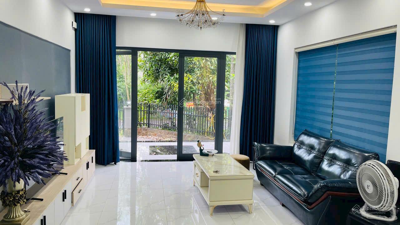 Cho thuê biệt thự khu Tuyết Anh 250m² giá 15 triệu - Không gian sống lý tưởng!