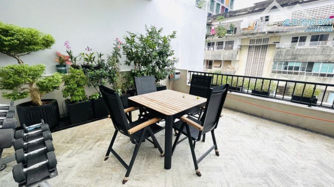 Nhà mặt tiền Nguyễn Văn Thủ 204m² giá 80 tỷ - Cơ hội đầu tư hấp dẫn!