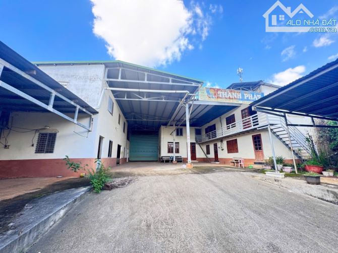 Kho cho thuê 2200m² tại trung tâm Buôn Ma Thuột - Cơ hội vàng!
