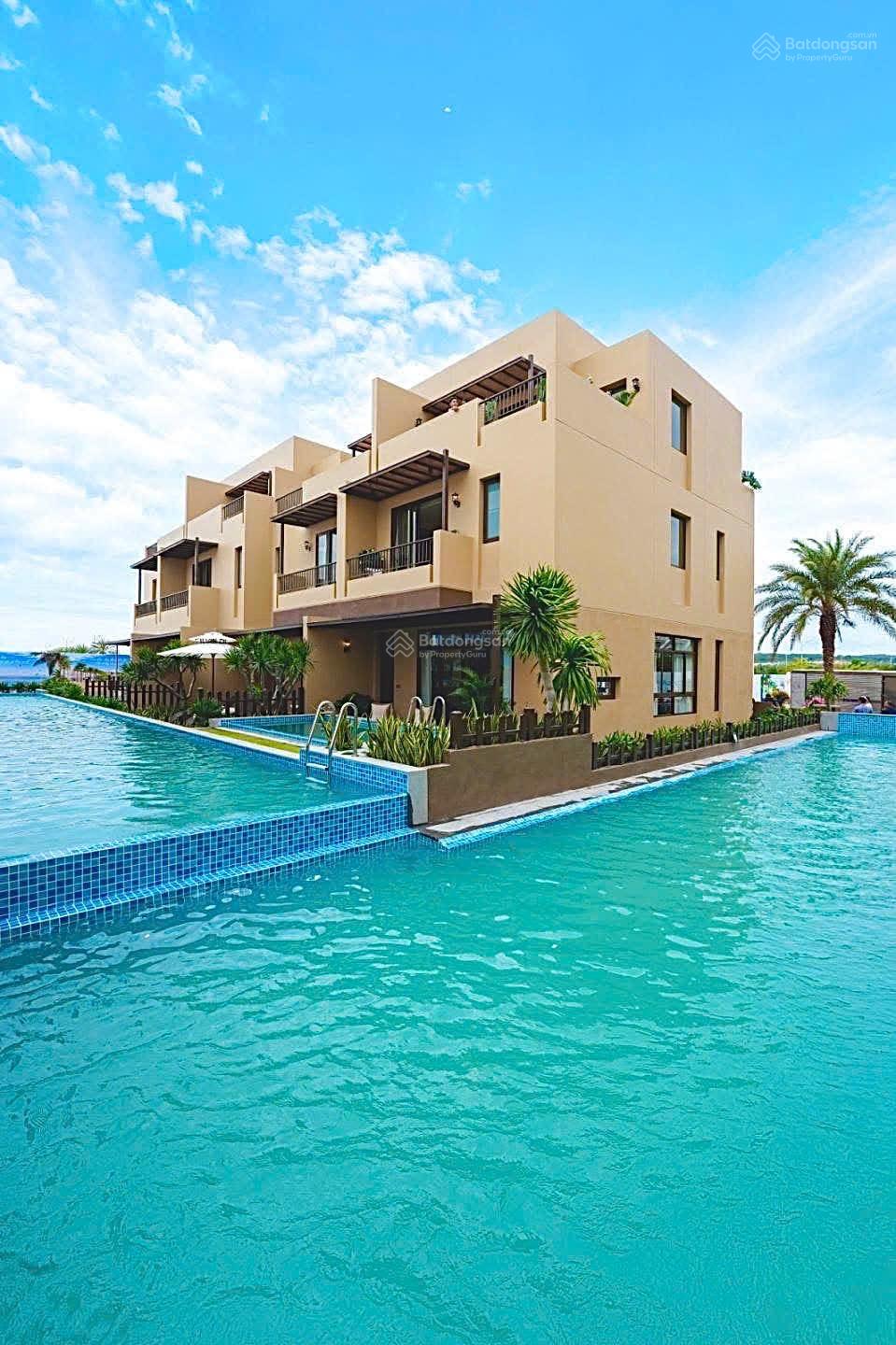 Biệt thự Sông Town Cam Ranh 120m² giá 6.1 tỷ - Đầu tư sinh lời cao!