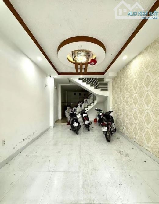 Nhà 4 tầng Thạch Thang 50m² giá 4.85 tỷ - Cơ hội đầu tư tuyệt vời!