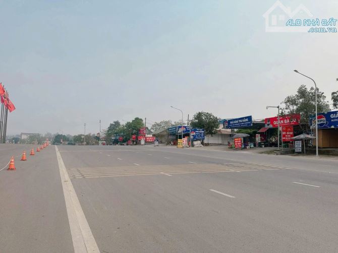 Đất mặt Quốc Lộ 32C, 138m² - Cổng Đền Hùng, Kinh doanh thuận lợi!