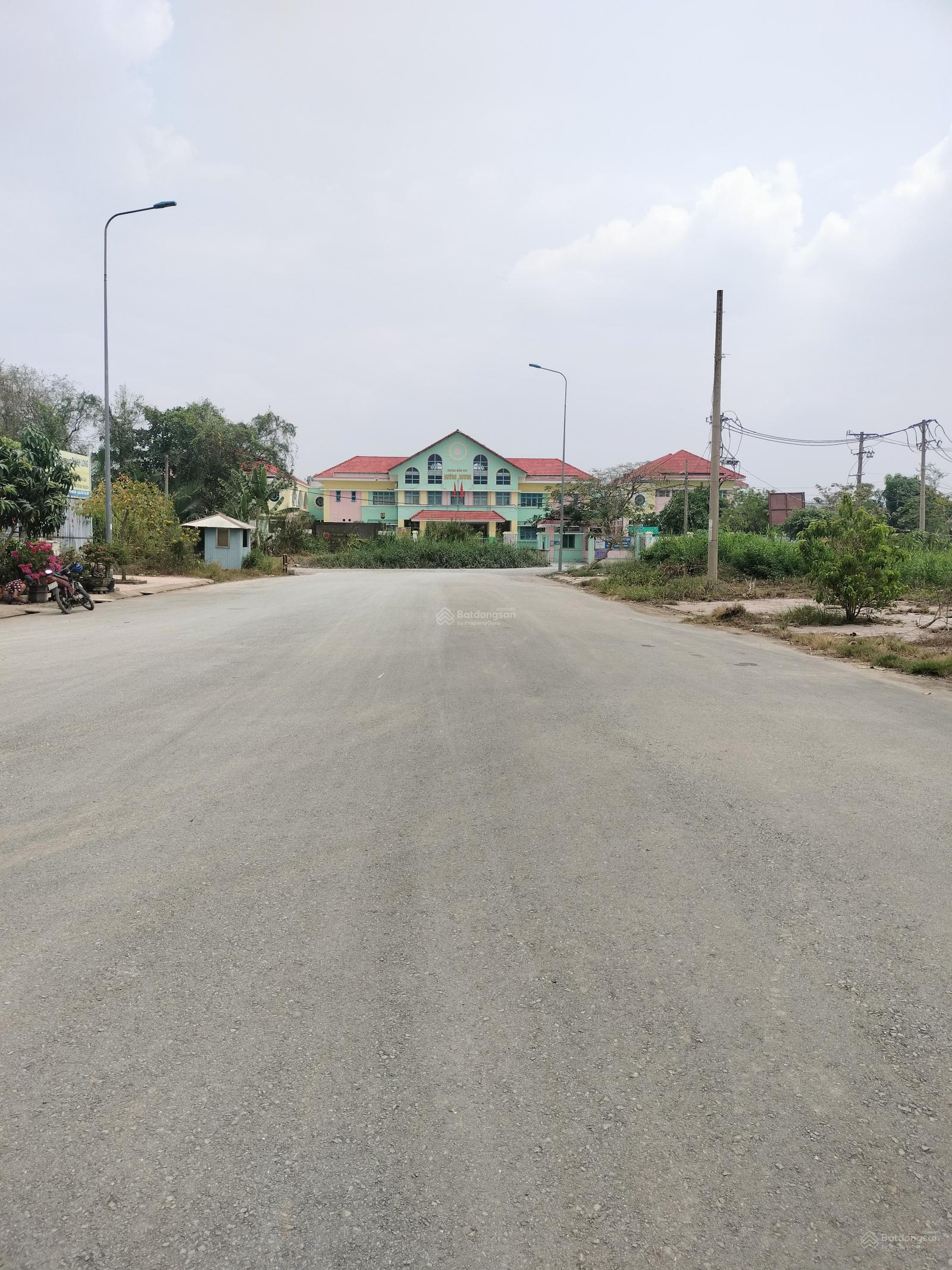 Đất thổ cư KDC 28ha Nhơn Đức 100m² giá 3.4 tỷ - Cơ hội đầu tư hấp dẫn!