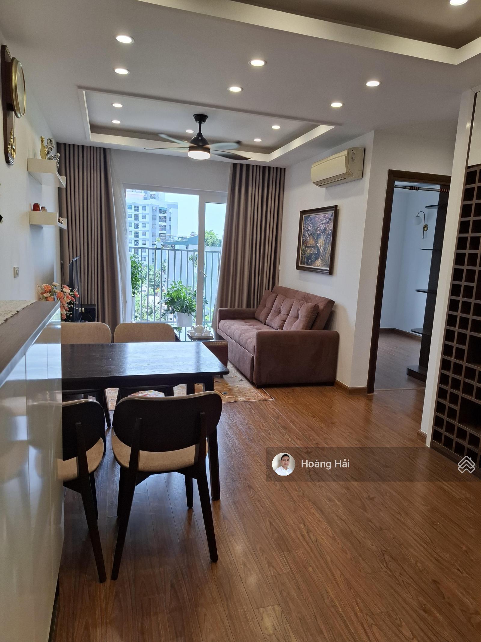 Căn hộ chung cư NO - 09 Giang Biên 73m² giá 4,95 tỷ - Cơ hội hiếm có!