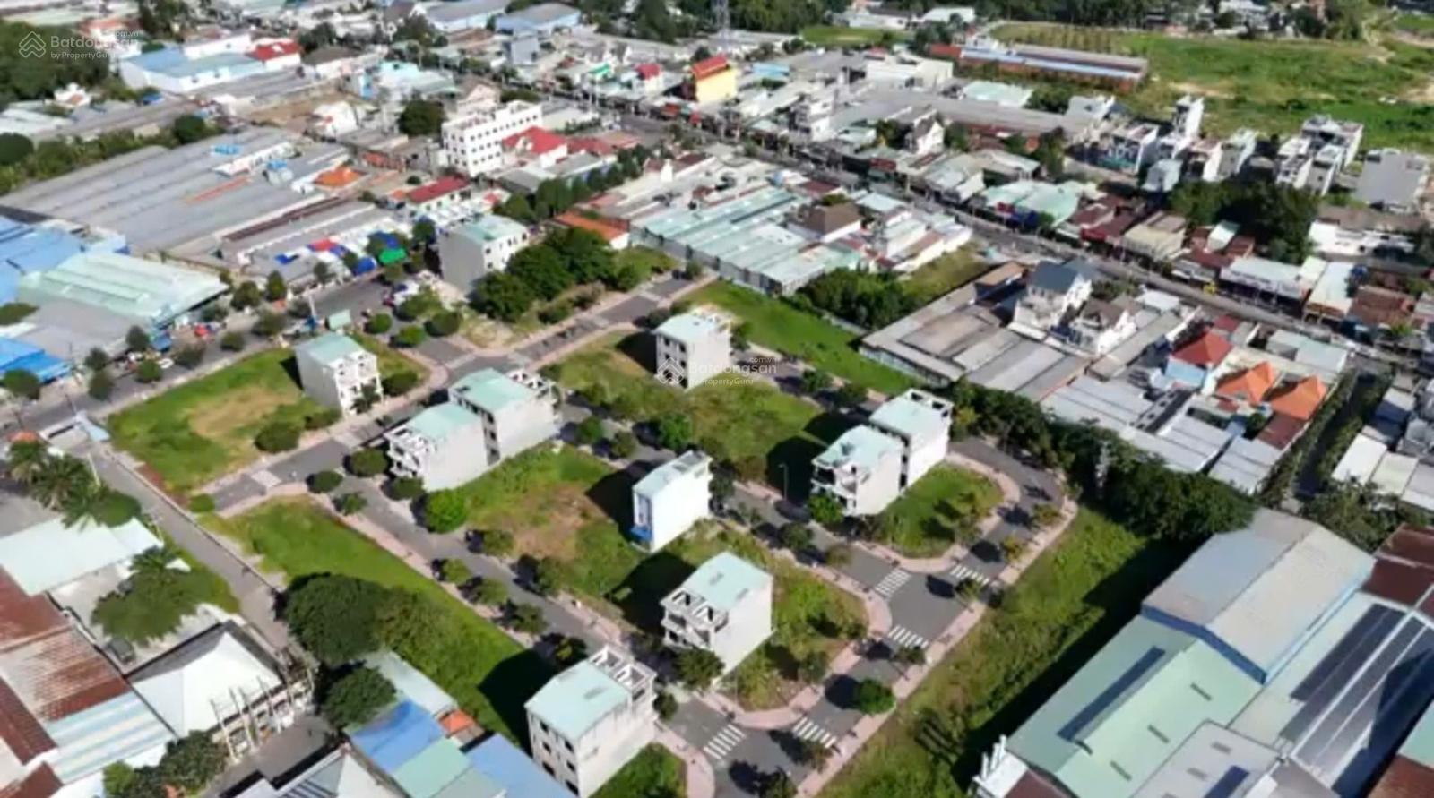 Bán đất 2 mặt tiền 74,5m² gần VSIP1 - Cơ hội đầu tư hấp dẫn!