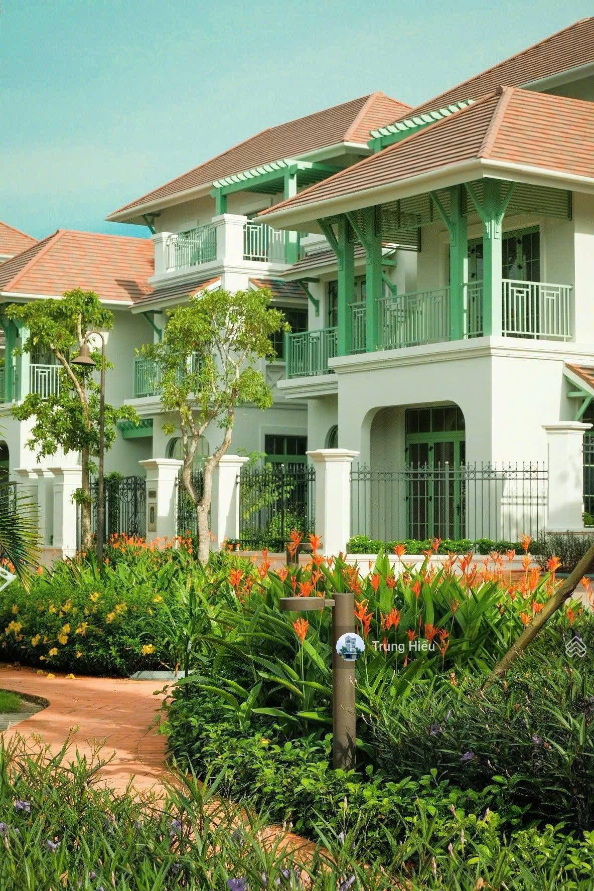 Biệt thự Sun Tropical Village 216m² giá 24 tỷ - Cơ hội đầu tư hấp dẫn!