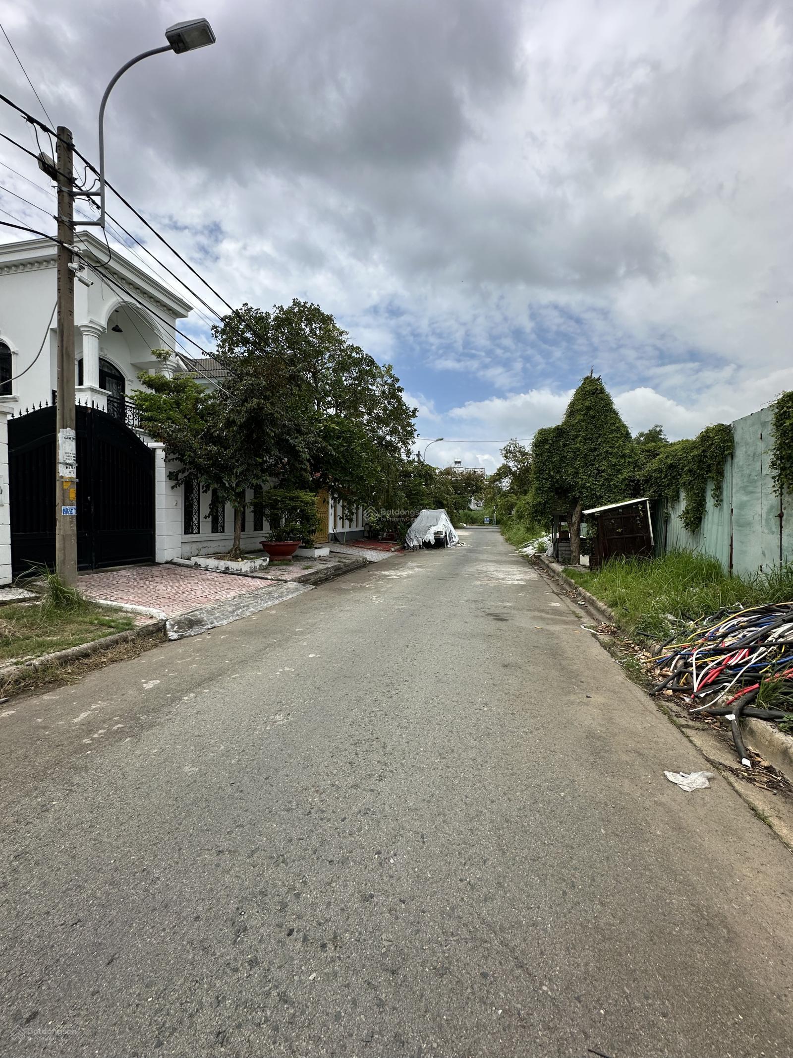 Đất đẹp 200m² giá 8.5 tỷ tại Phú Xuân, Nhà Bè - Cơ hội tuyệt vời!