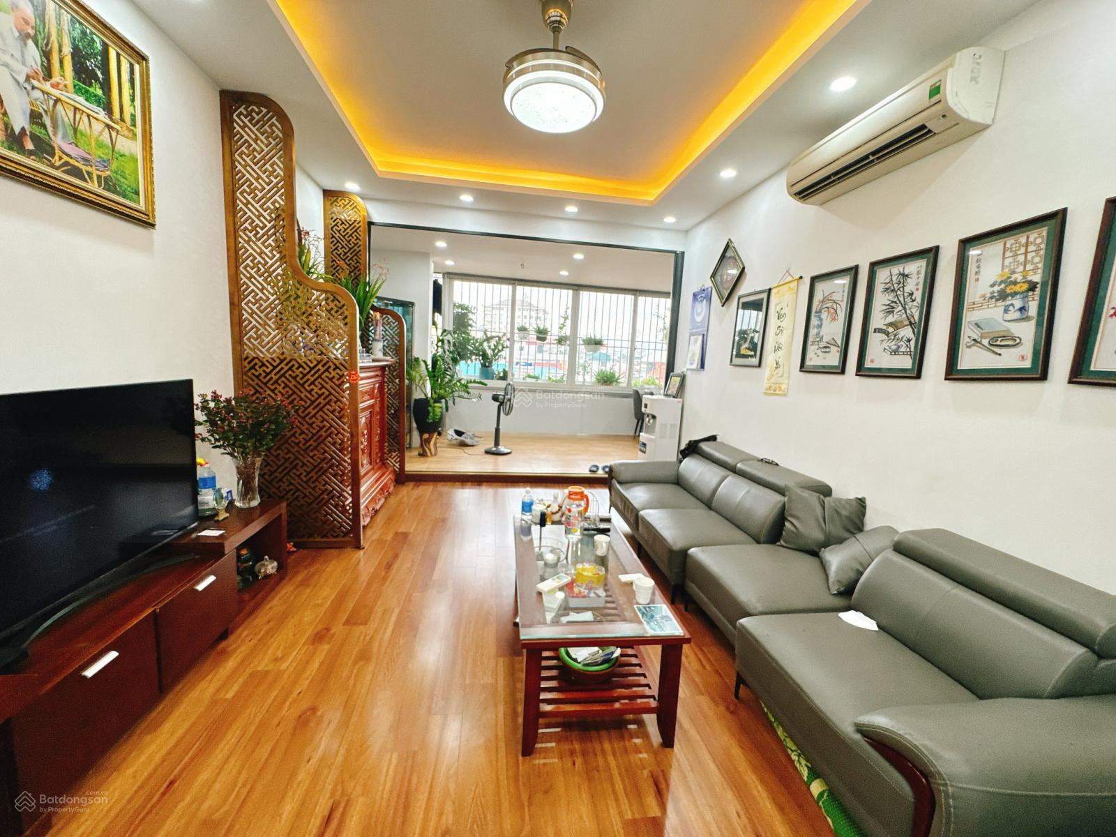 Căn hộ Vĩnh Phúc 71m² giá 5.5 tỷ - Cơ hội hiếm tại Ba Đình!