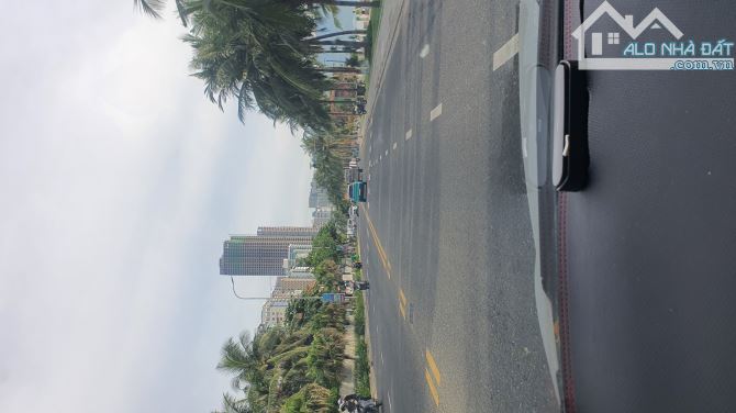 Nhà 2 Tầng 3 Mặt Tiền 81m² tại Sơn Trà, Đà Nẵng - Cơ hội đầu tư sinh lời!