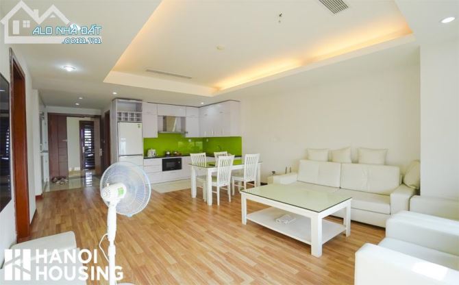 Căn hộ cho thuê 1 - 3 phòng ngủ Star City Lê Văn Lương giá từ 11 triệu