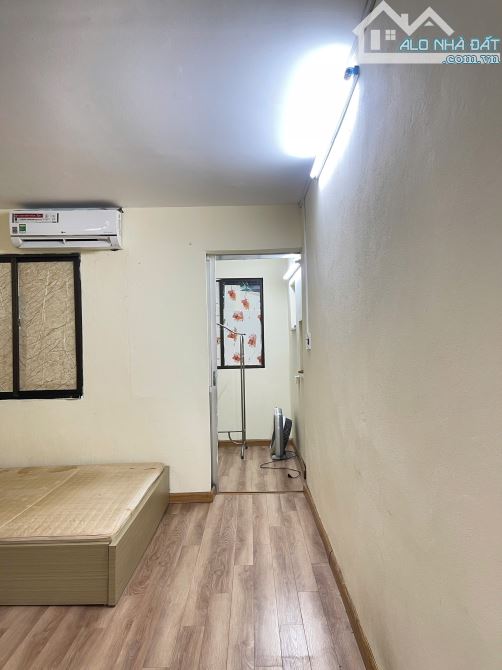 Bán căn hộ tập thể 50m² tại 167 Tây Sơn, giá 2.8 tỷ - Cơ hội hiếm có!