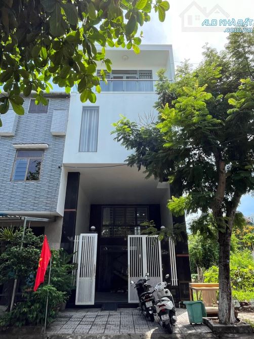 Nhà 3,5 Tầng Đường Hoà Minh 75m² giá 5.75 tỷ - Cơ hội vàng gần biển!