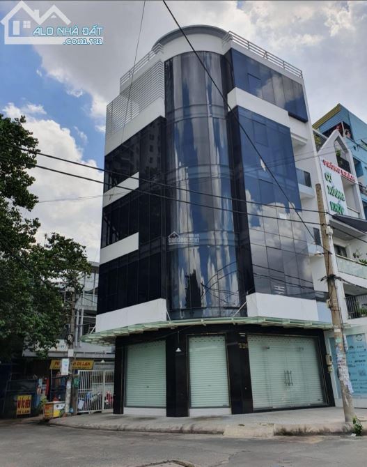 Cho thuê nhà 3 tầng 120m² Lê Hồng Phong - Cơ hội siêu hiếm!