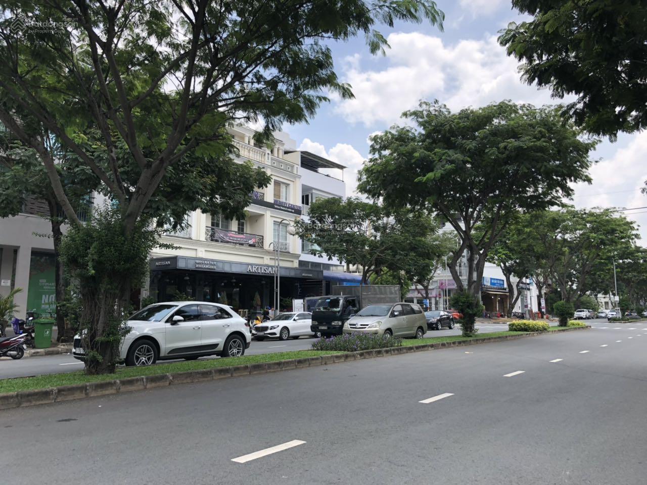 Bán nhà phố kinh doanh 126m² đường Hà Huy Tập, Quận 7 - Cơ hội đầu tư tuyệt vời!