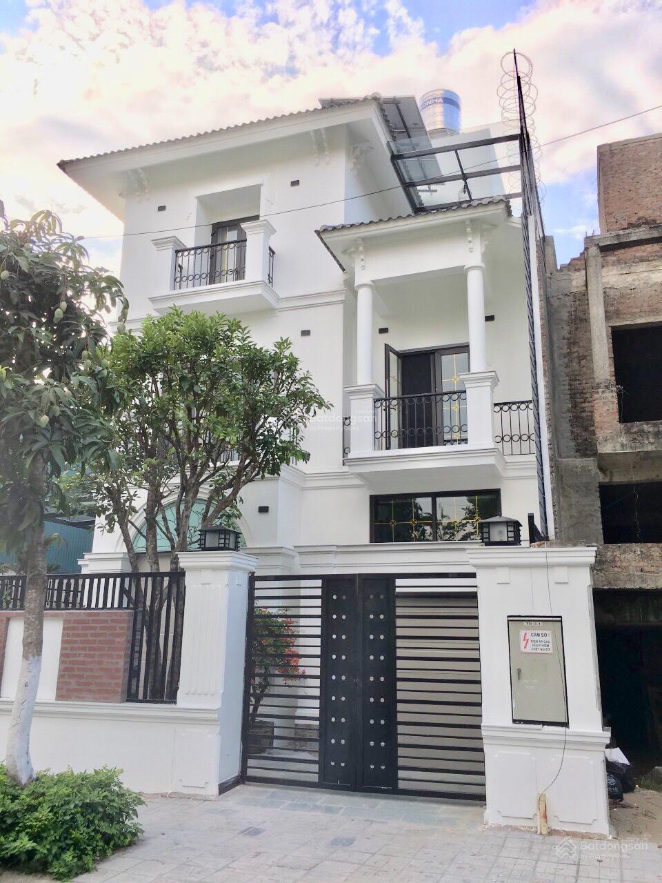 Biệt thự góc Hoa Phượng 302m² giá 34.126 tỷ - Cơ hội hiếm có!