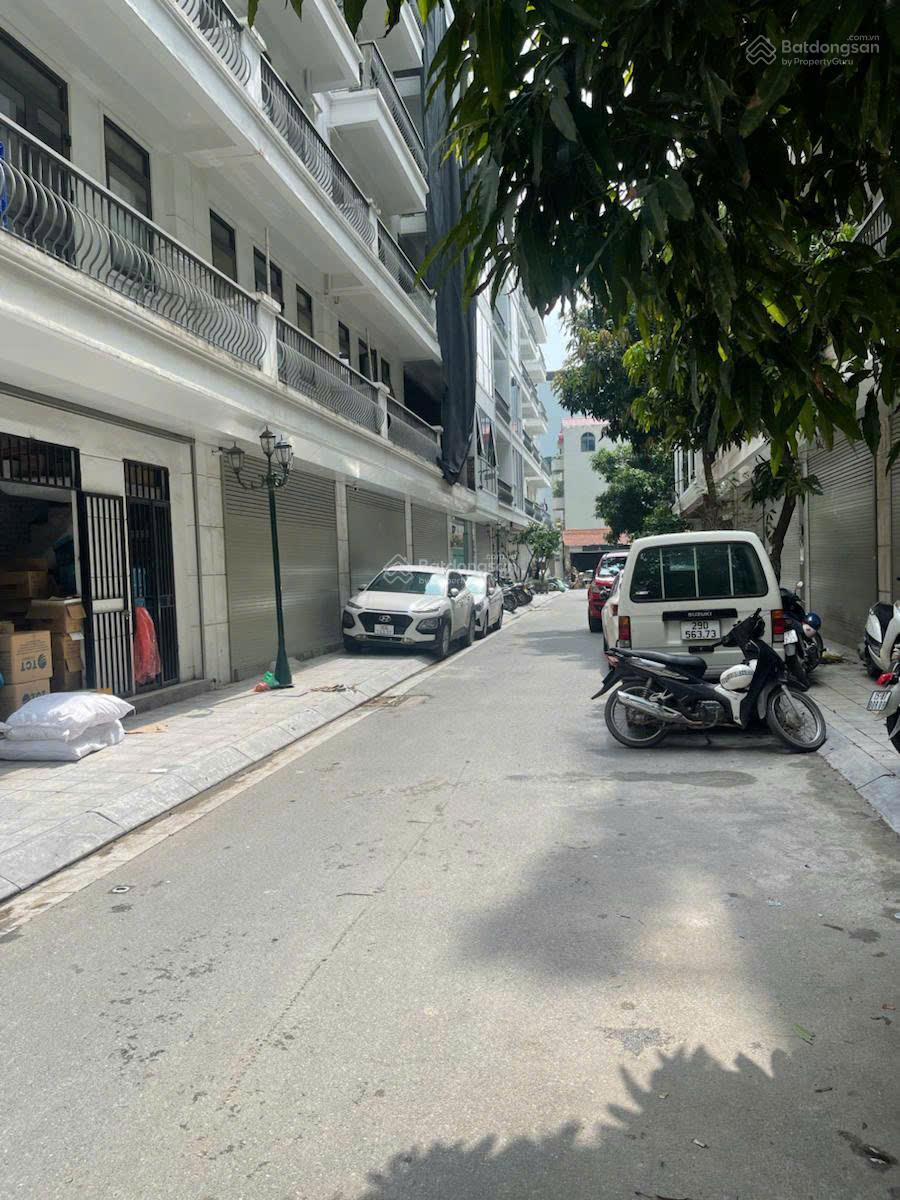 Bán nhà liền kề Hải Ngân 46m² giá 17.9 tỷ - Cơ hội đầu tư tuyệt vời!