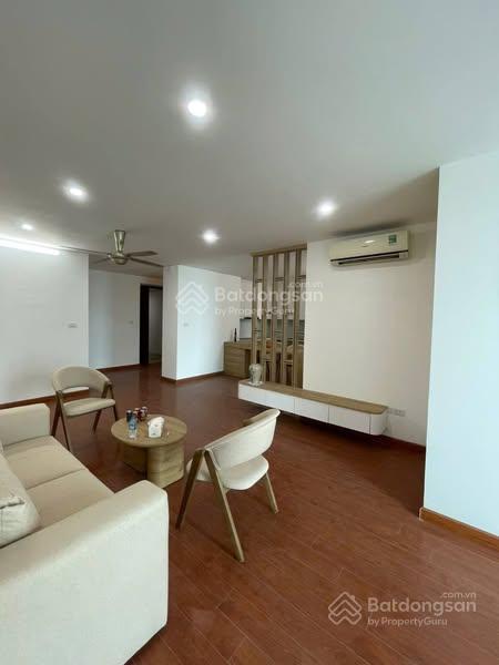 Căn hộ 3 ngủ 100m² 113 Trung Kính giá 6.7 tỷ - Sẵn sàng vào ở!