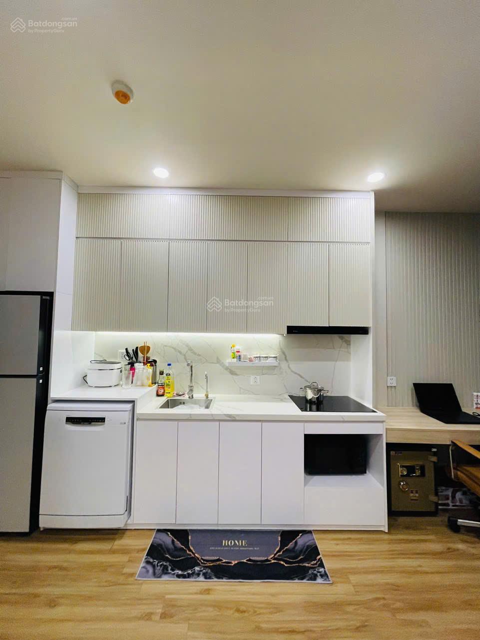 Căn hộ 2PN Trinity Tower 68m² giá 5 tỷ - Cơ hội hiếm có!