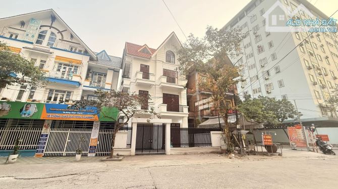 Biệt thự đơn lập 185m² giá 55 tỷ tại Mỹ Đình - Cơ hội kinh doanh tuyệt vời!