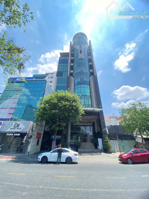 Tòa nhà cho thuê 2.363m² tại Quận 1 - Cơ hội kinh doanh hấp dẫn!