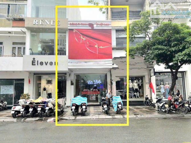 Cho thuê nhà mặt tiền 174 Nguyễn Trãi, Bến Thành, Q1 - Cơ hội hiếm có!