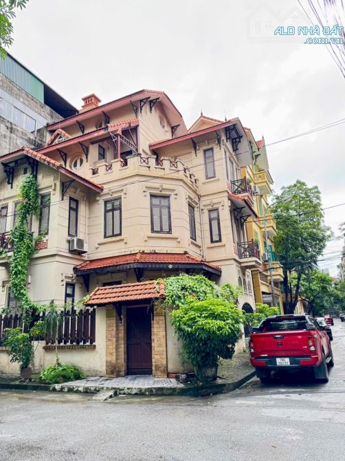 Biệt thự lô góc 4 tầng 108m² giá 42,8 tỷ - Vị trí đắc địa khu Đại Kim