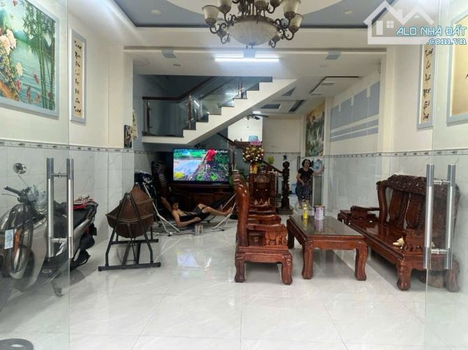 Nhà 5 Tầng 60m² giá 10 tỷ - Khu CMT8 Tân Bình - Cơ hội hiếm có!